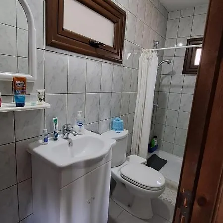 Mountain View 2br House With Garden & Free Parking Ioannis Ylation Saranti Nicosia