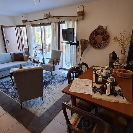 Mountain View 2br House With Garden & Free Parking Ioannis Ylation Saranti * نيقوسيا