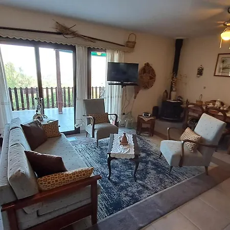 بيت للعطل Mountain View 2br House With Garden & Free Parking Ioannis Ylation Saranti