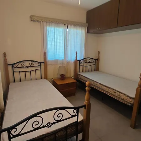 Nyaraló Mountain View 2br House With Garden & Free Parking Ioannis Ylation Saranti Nicosia