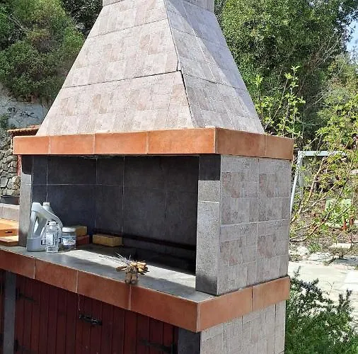 Mountain View 2br House With Garden & Free Parking Ioannis Ylation Saranti * Λευκωσία