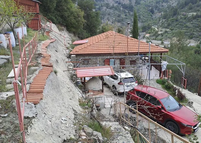 Mountain View 2br House With Garden & Free Parking Ioannis Ylation Saranti Σπίτι διακοπών *