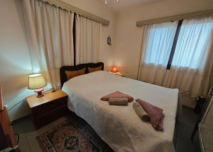 Mountain View 2br House With Garden & Free Parking Ioannis Ylation Saranti * Λευκωσία